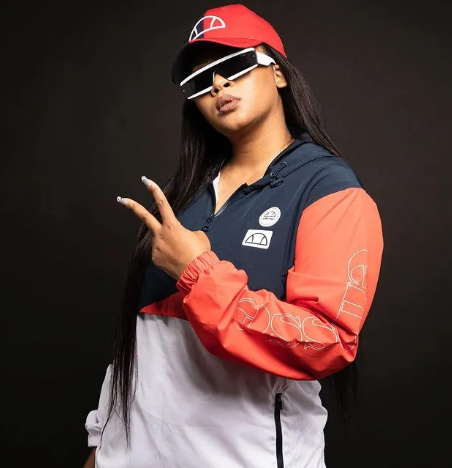 Download Latest Lady Du Songs